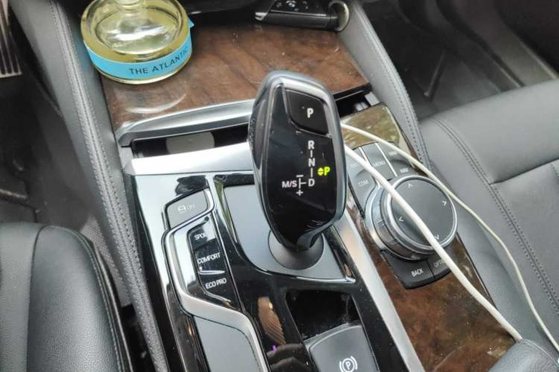 Used BMW 5 Series 2018 525Li Luxury Package Gear Lever