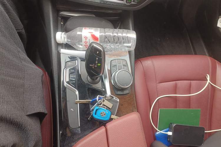 Used BMW 5 Series 2018 528Li Launch Special Edition Gear Lever