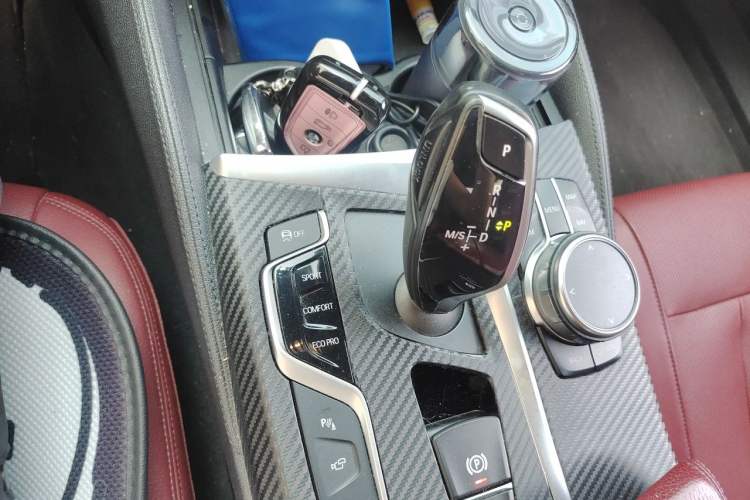 Used BMW 5 Series 2018 Restyled 530Li Luxury Edition M Sport Package Gear Lever
