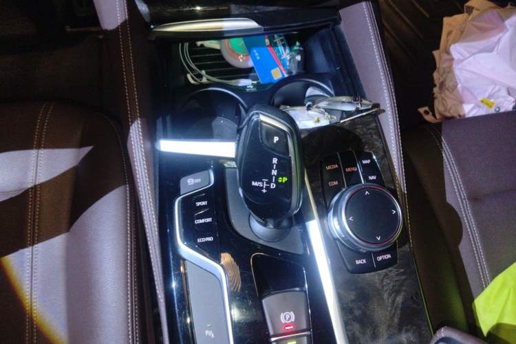 Used BMW 5 Series 2018 525Li M Sport Package Gear Lever