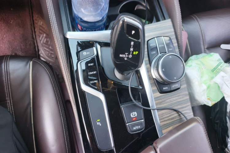 Used BMW 5 Series 2018 530Li xDrive Luxury Package Gear Lever