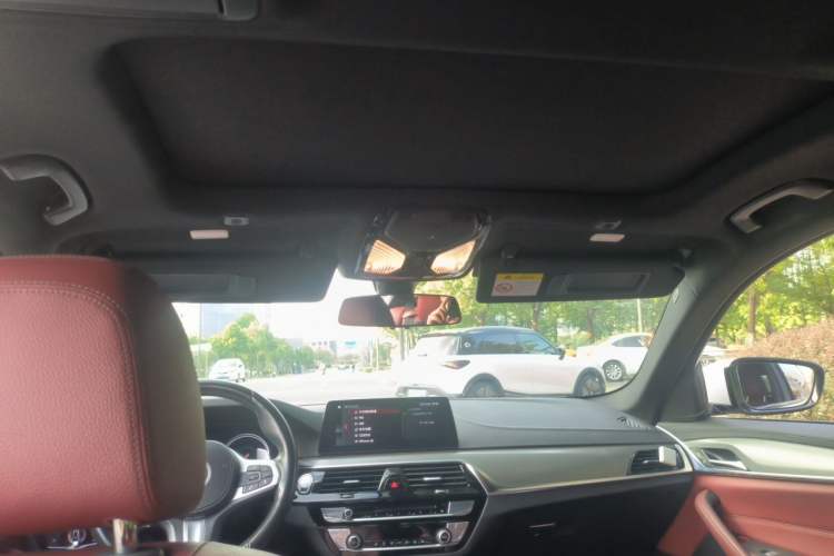 Used BMW 5 Series 2018 Restyled 530Li Leading Edition M Sport Package Headliner