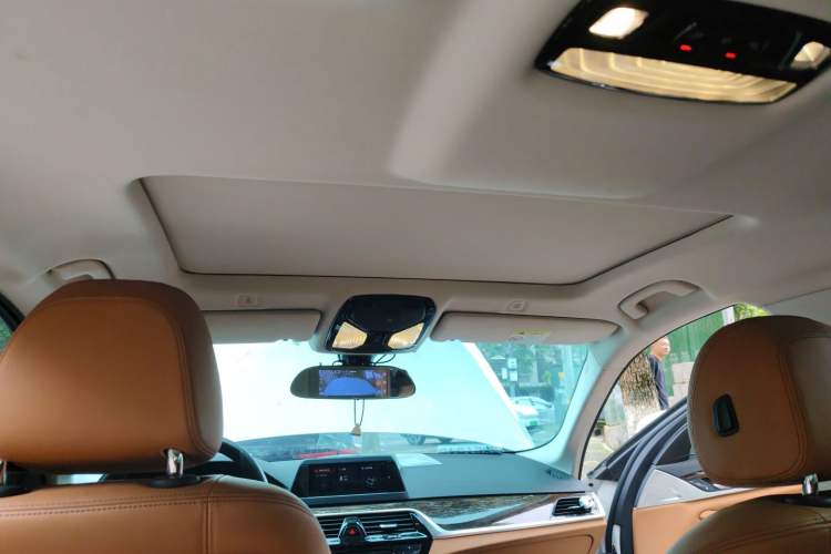 Used BMW 5 Series 2018 528Li Launch Special Edition Headliner
