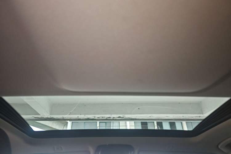 Used BMW 5 Series 2018 525Li Luxury Package Headliner