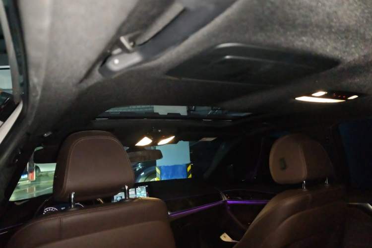 Used BMW 5 Series 2018 525Li M Sport Package Headliner