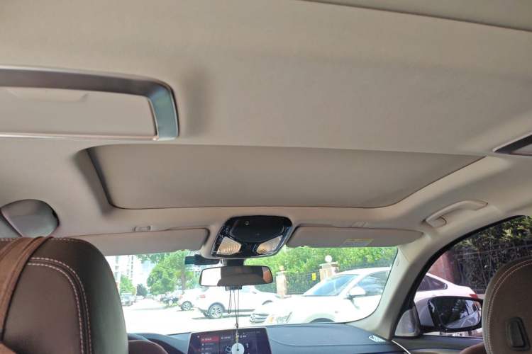 Used BMW 5 Series 2018 530Li Leading Edition Luxury Package Headliner