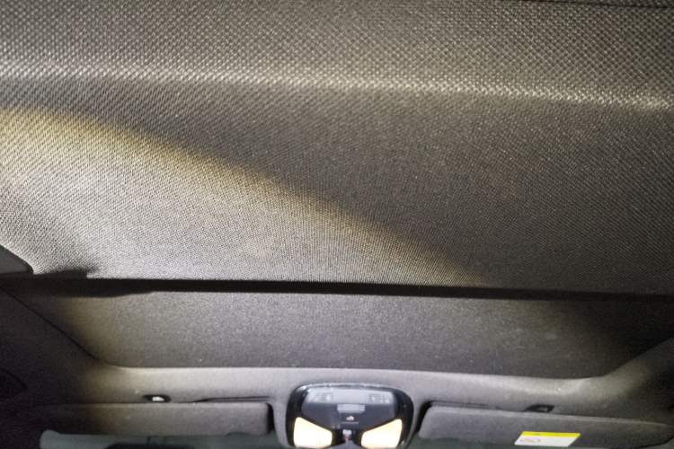 Used BMW 5 Series 2018 Restyled 530Li Leading Edition M Sport Package Headliner