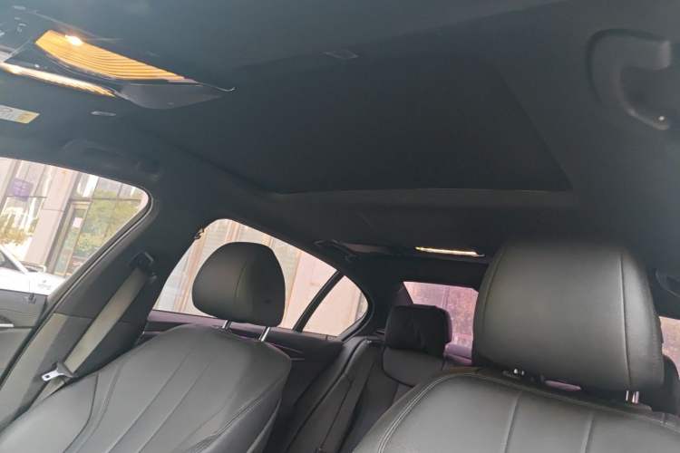 Used BMW 5 Series 2018 525Li M Sport Package Headliner