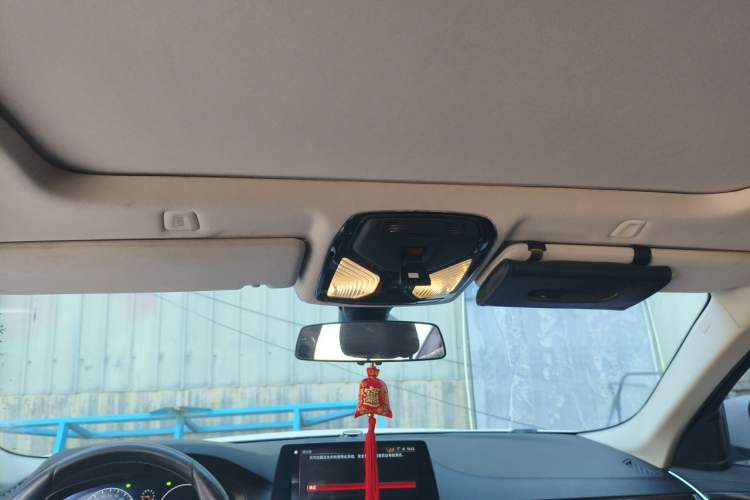 Used BMW 5 Series 2018 525Li Luxury Package Headliner