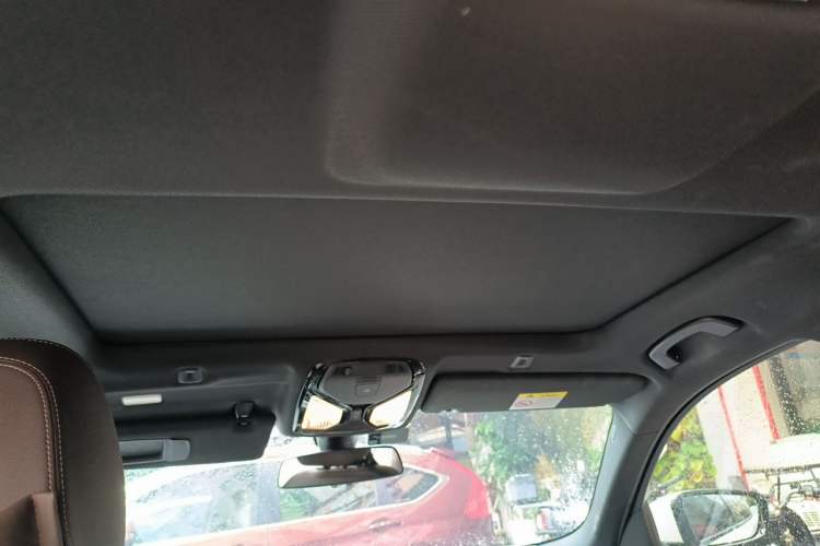 Used BMW 5 Series 2018 525Li Luxury Package Headliner