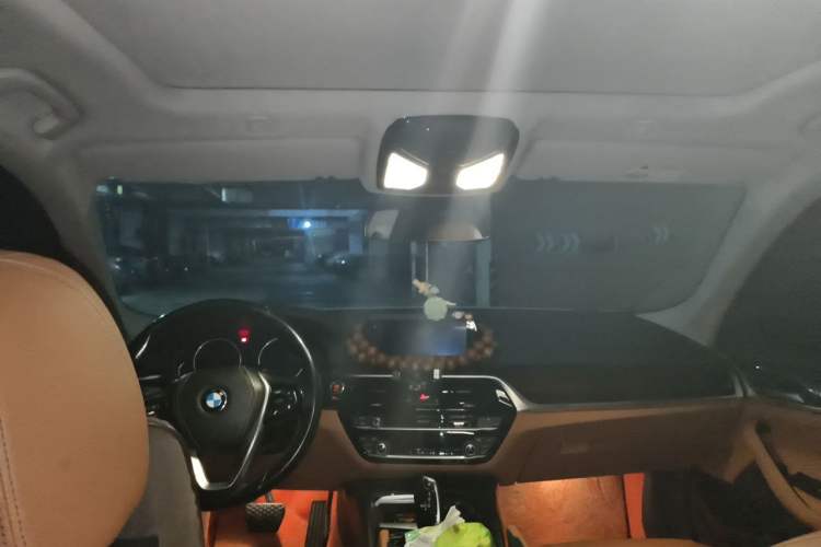 Used BMW 5 Series 2018 528Li Launch Special Edition Headliner