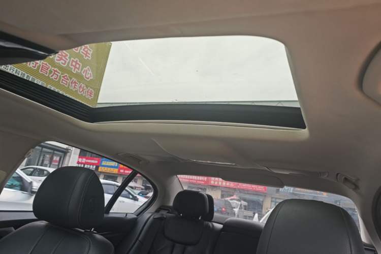 Used BMW 5 Series 2018 528Li Launch Special Edition Headliner