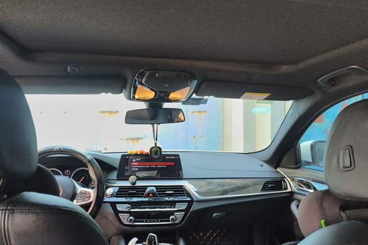 Used BMW 5 Series 2018 525Li M Sport Package Headliner