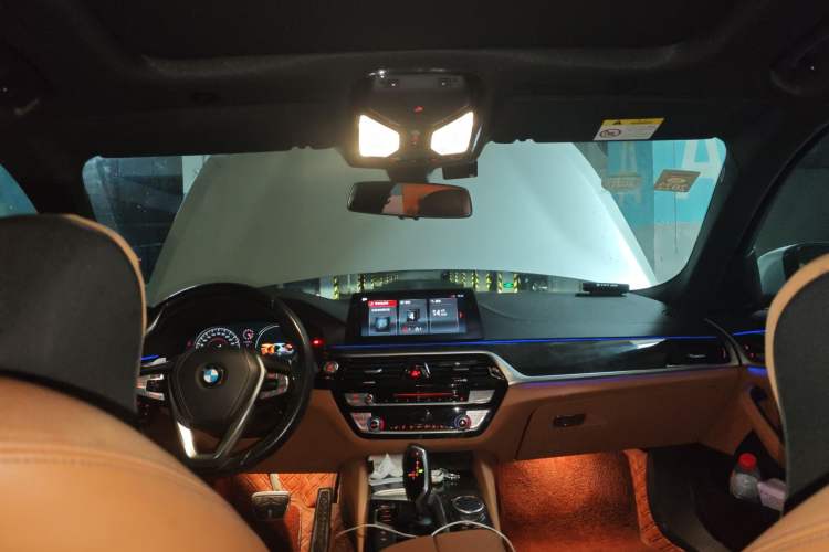 Used BMW 5 Series 2018 Restyled 530Li Leading Edition M Sport Package Headliner