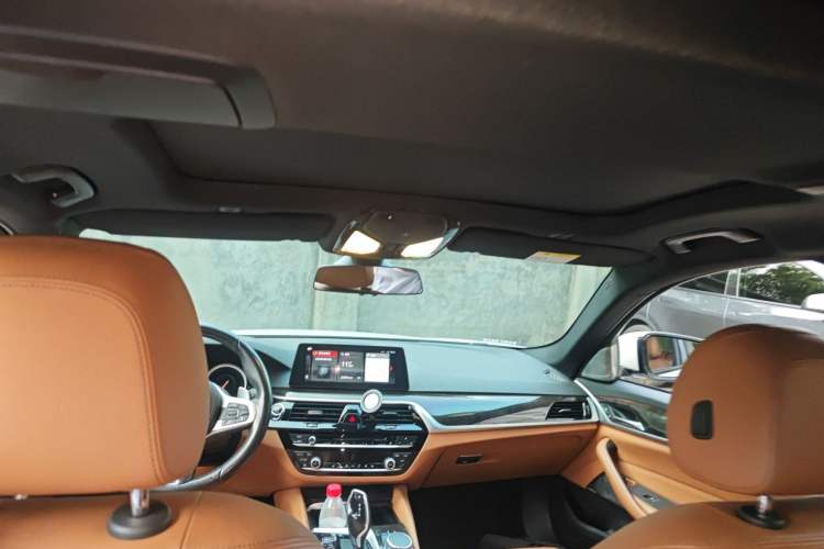 Used BMW 5 Series 2018 530Li Leading Model M Sport Package Headliner