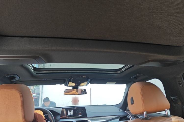 Used BMW 5 Series 2018 530Li Luxury Edition M Sport Package Headliner