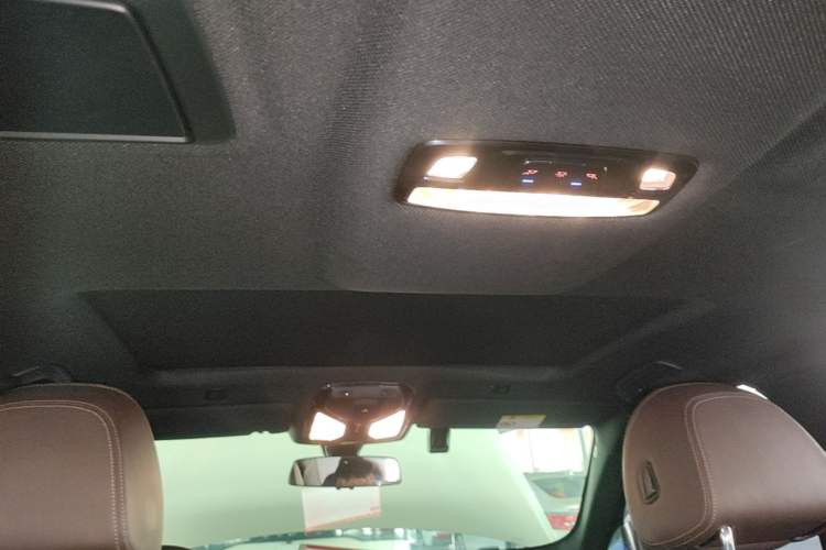 Used BMW 5 Series 2018 525Li M Sport Package Headliner