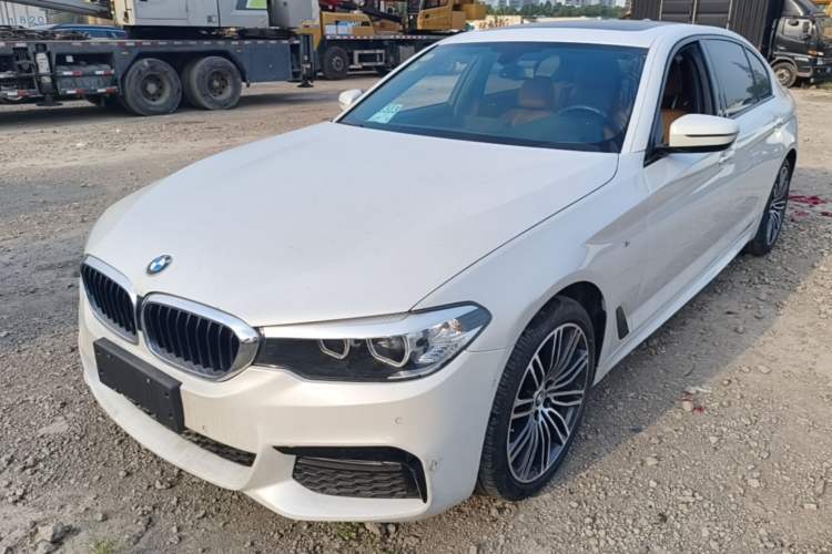 Used BMW 5 Series 2018 530Li Leading Model M Sport Package Guazi used car, China used car export, Used car for sale, Used cars, Cheapest cars for sale