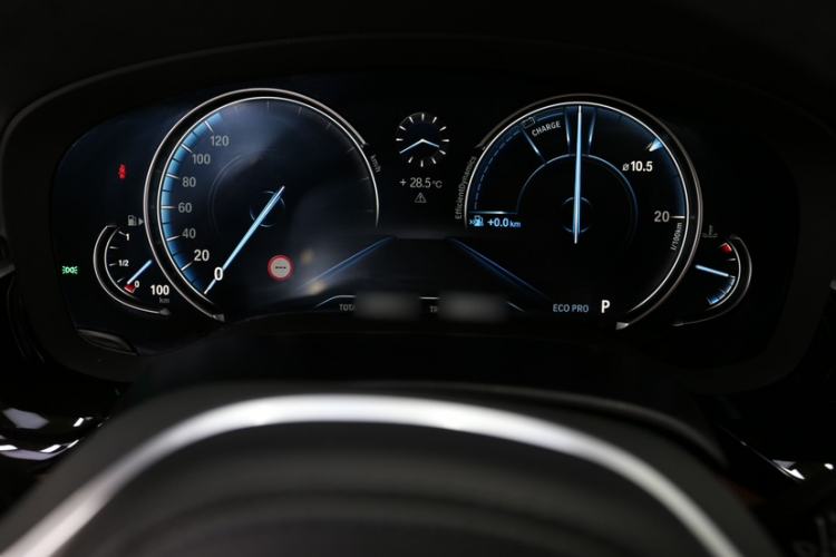 Used BMW 5 Series 2018 Restyled 530Li Luxury Edition M Sport Package Instrument Cluster