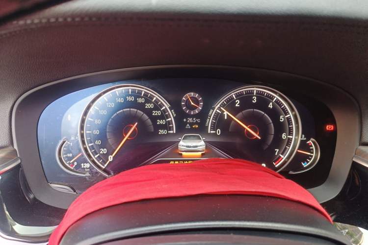 Used BMW 5 Series 2018 Revised Version 530Li Leading Edition Luxury Package Instrument Cluster