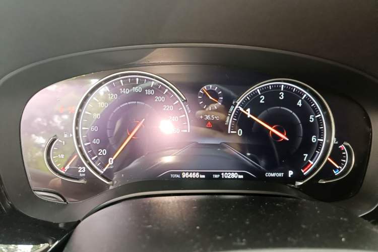 Used BMW 5 Series 2018 Revised Version 530Li Leading Edition Luxury Package Instrument Cluster