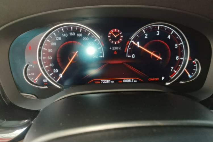 Used BMW 5 Series 2018 Revised Version 530Li Leading Edition Luxury Package Instrument Cluster