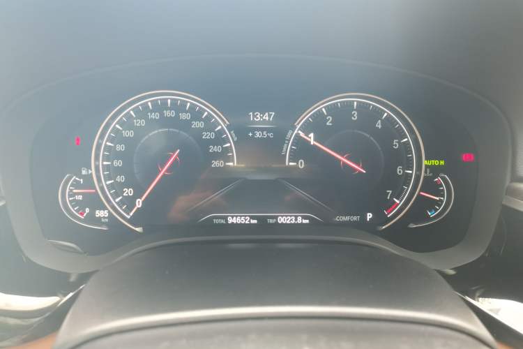 Used BMW 5 Series 2018 Revised Version 530Li Leading Edition Luxury Package Instrument Cluster