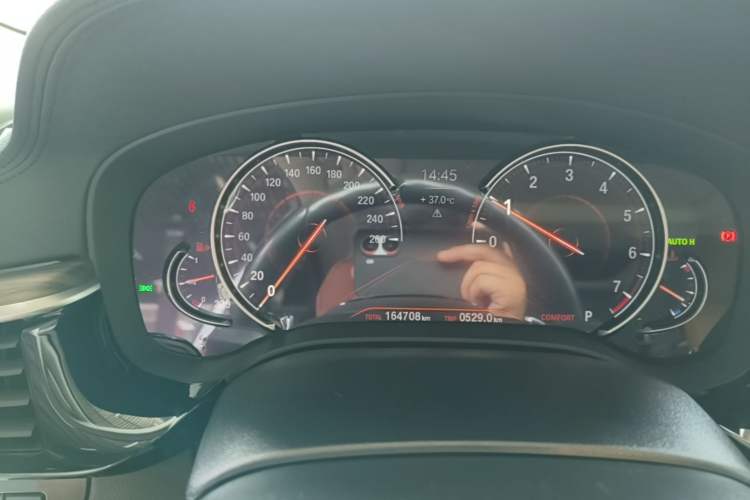Used BMW 5 Series 2018 Revised Version 530Li Leading Edition Luxury Package Instrument Cluster