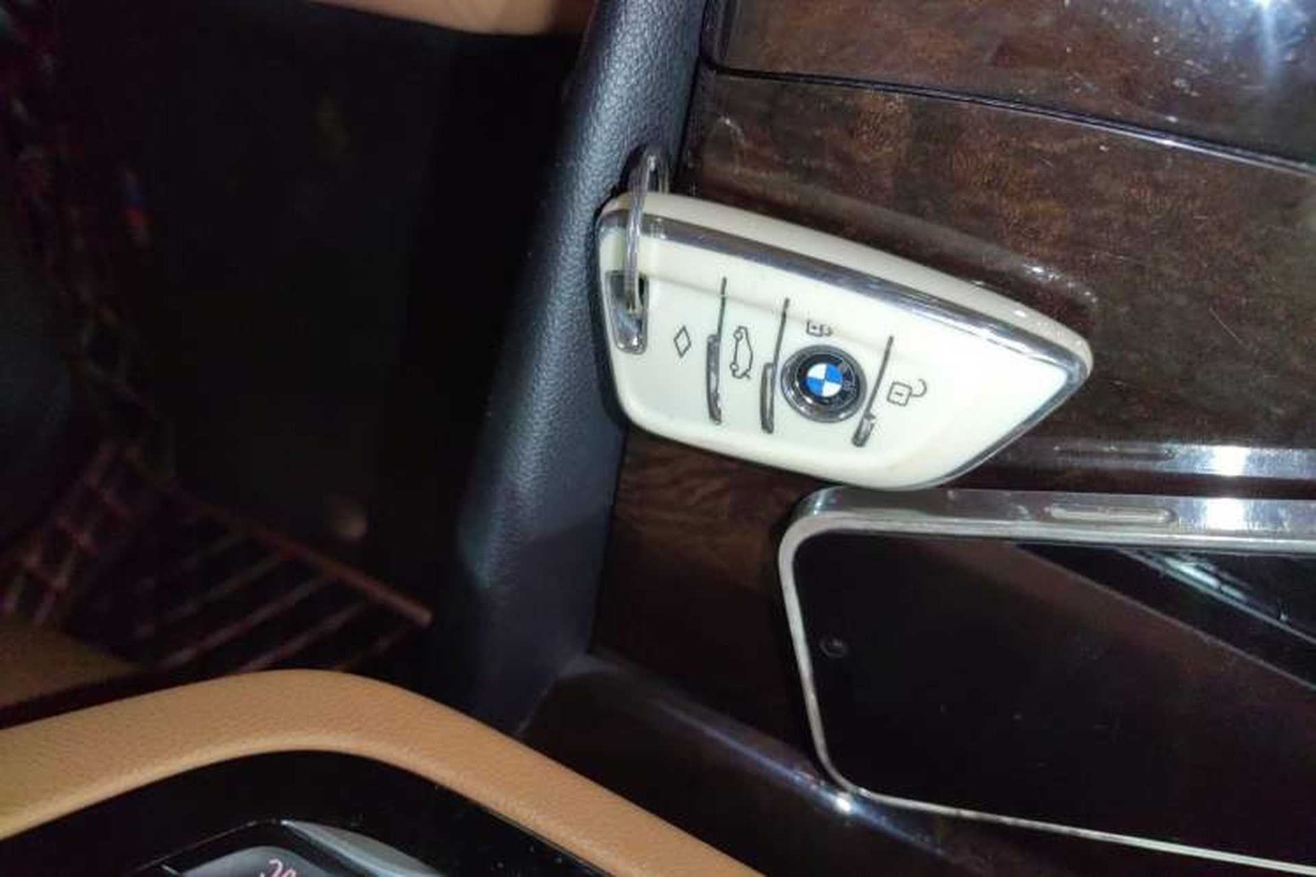 Used BMW 5 Series 2018 528Li Launch Special Edition Interior 1