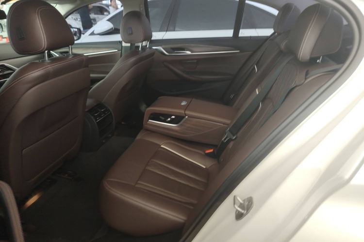 Used BMW 5 Series 2018 530Li Leading Edition Luxury Package Interior 1