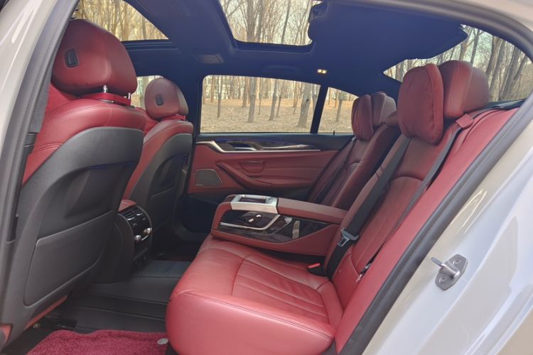 Used BMW 5 Series 2018 530Li Luxury Edition M Sport Package Interior 2