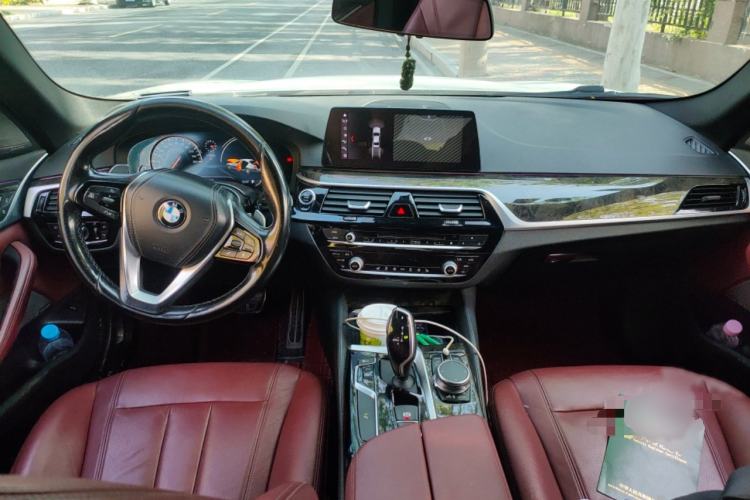Used BMW 5 Series 2018 Restyled 530Li Leading Edition M Sport Package Interior 2