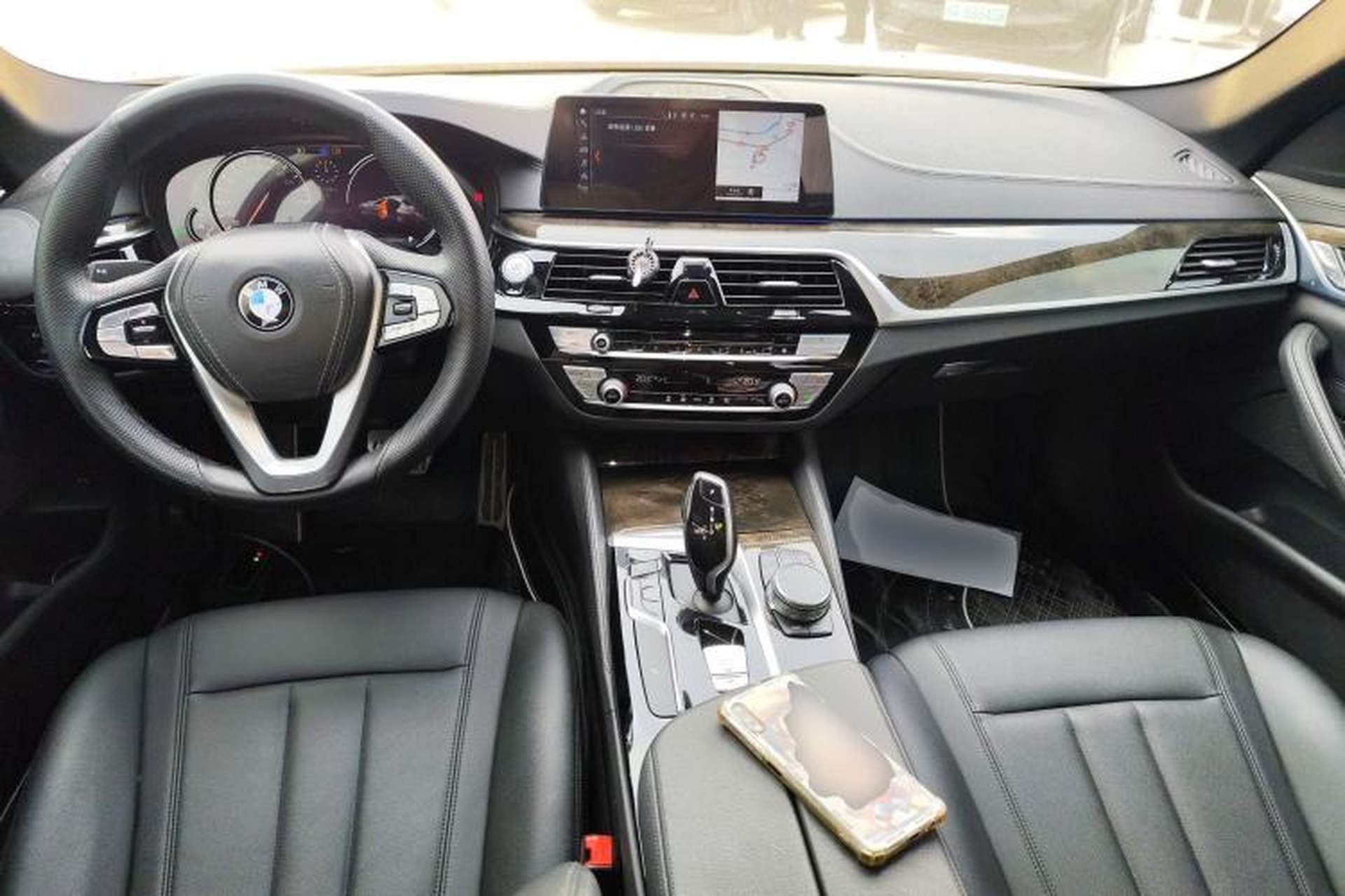 Used BMW 5 Series 2018 525Li M Sport Package Interior 2
