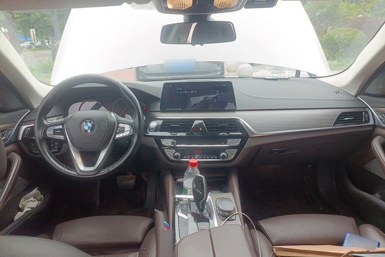 Used BMW 5 Series 2018 Revised 540Li Executive Edition Interior 2