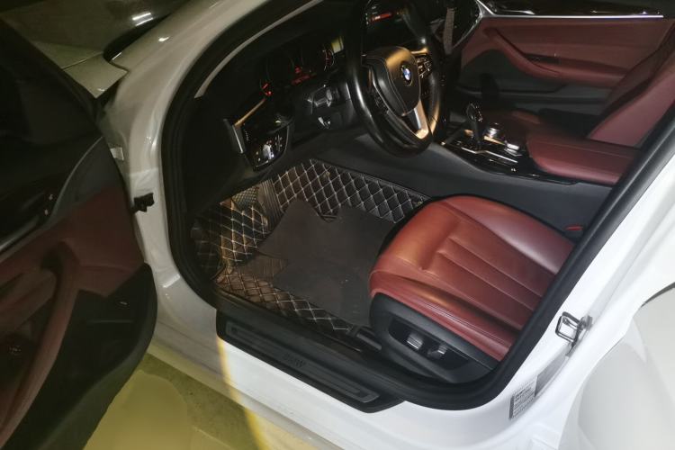 Used BMW 5 Series 2018 528Li Launch Special Edition Interior 3