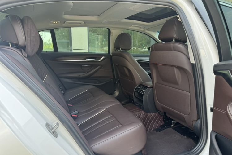 Used BMW 5 Series 2018 Revised Version 530Li Leading Edition Luxury Package Interior 3