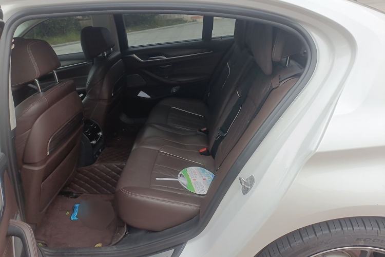 Used BMW 5 Series 2018 Revised 540Li Executive Edition Interior 4