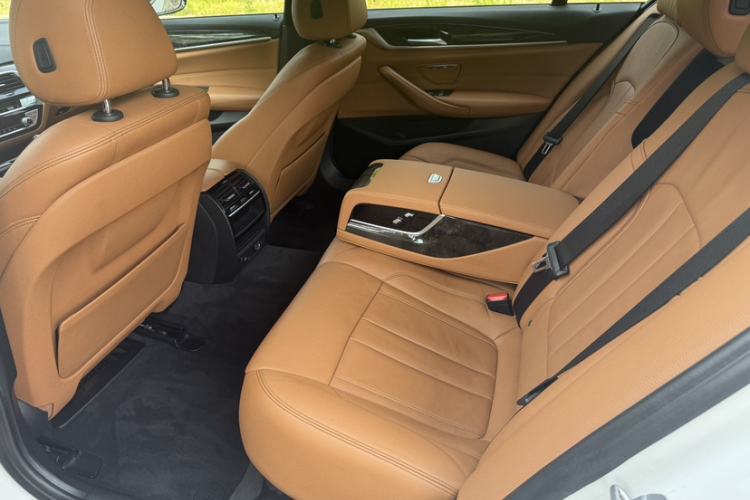 Used BMW 5 Series 2018 Restyled 530Li Leading Edition M Sport Package Interior 5