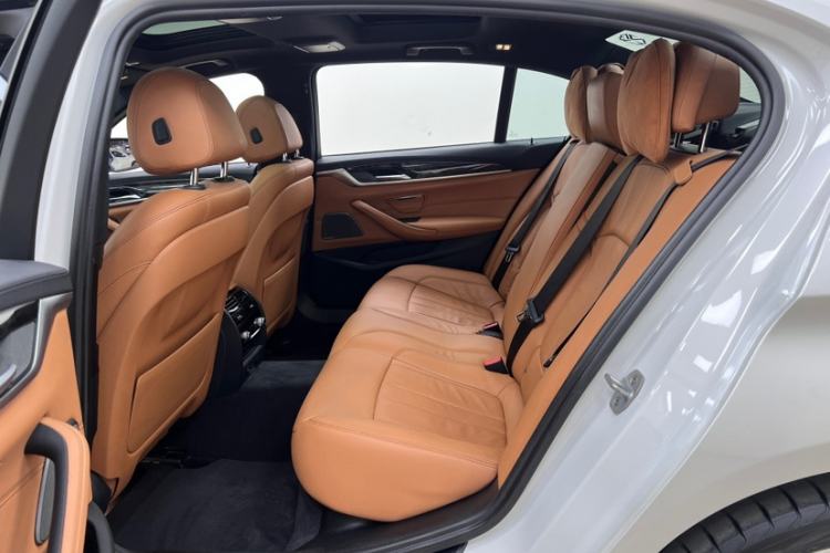 Used BMW 5 Series 2018 530Li Luxury Edition M Sport Package Interior 6