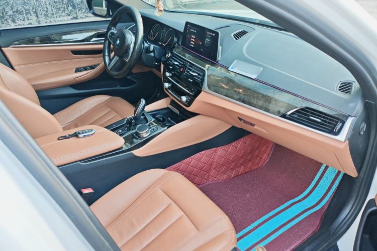 Used BMW 5 Series 2018 530Li xDrive M Sport Package Interior 6