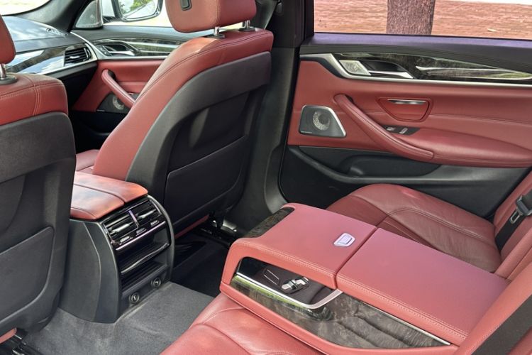 Used BMW 5 Series 2018 Restyled 530Li Leading Edition M Sport Package Interior 7