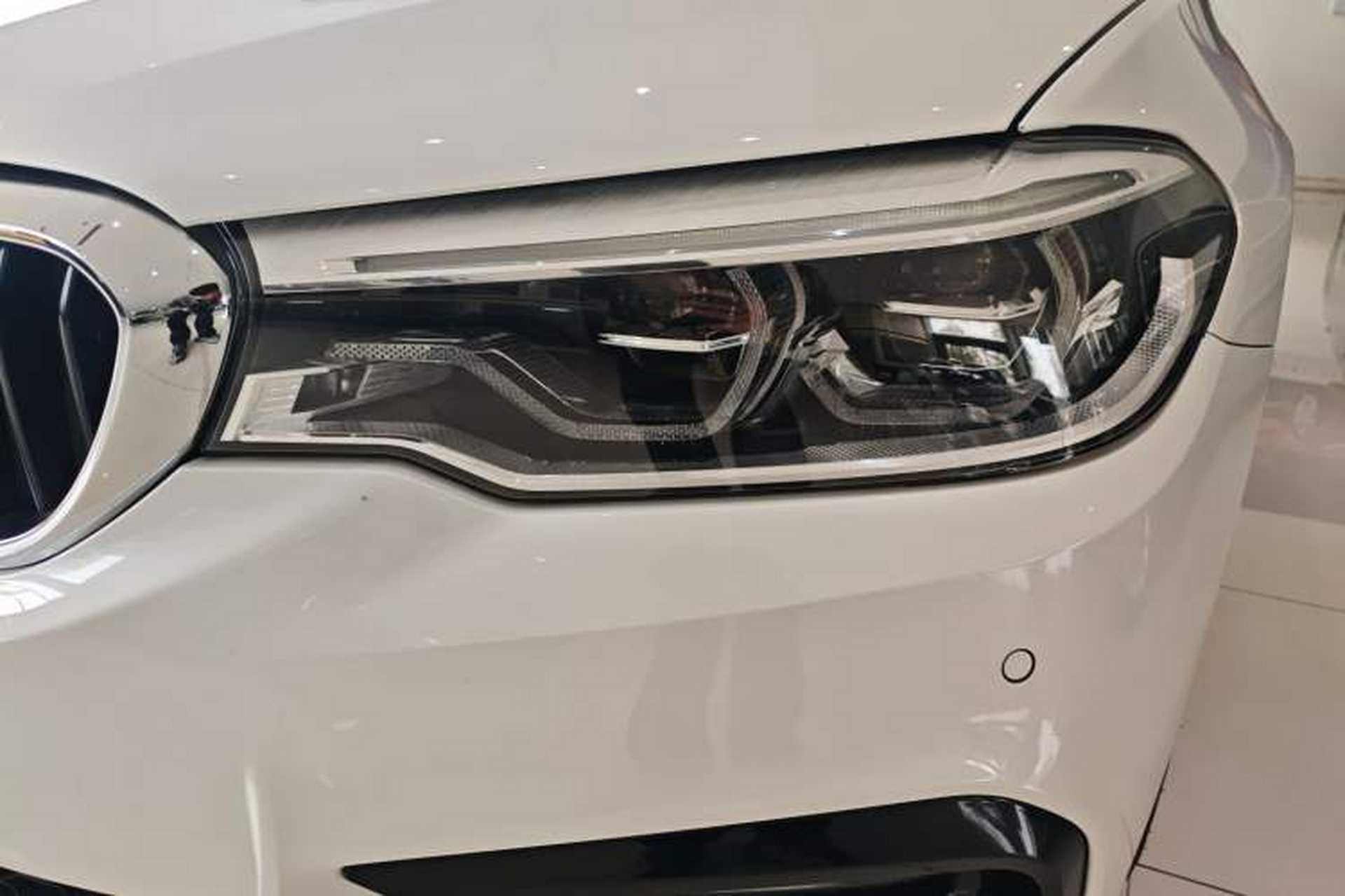 Used BMW 5 Series 2018 Restyled 530Li Luxury Edition M Sport Package Left Front Headlight