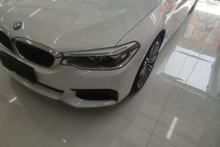 Used BMW 5 Series 2018 Restyled 530Li Leading Edition M Sport Package Left Front Headlight