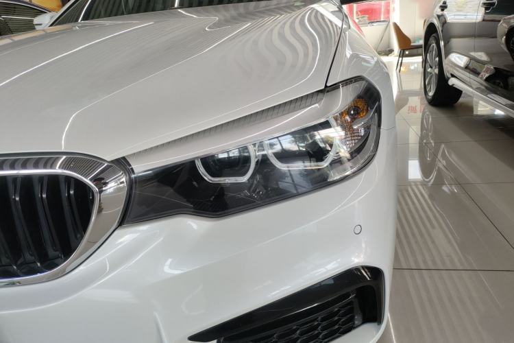 Used BMW 5 Series 2018 Restyled 530Li Leading Edition M Sport Package Left Front Headlight