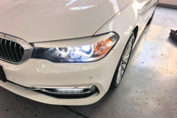 Used BMW 5 Series 2018 Revised Version 530Li Leading Edition Luxury Package Left Front Headlight