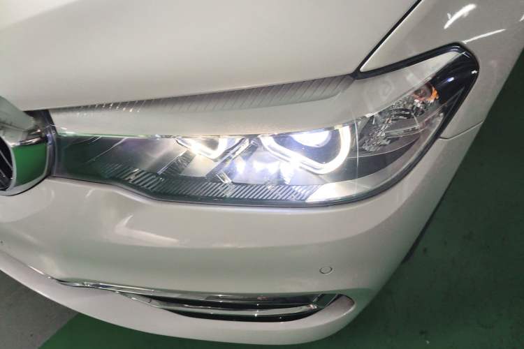 Used BMW 5 Series 2018 530Li Leading Edition Luxury Package Left Front Headlight