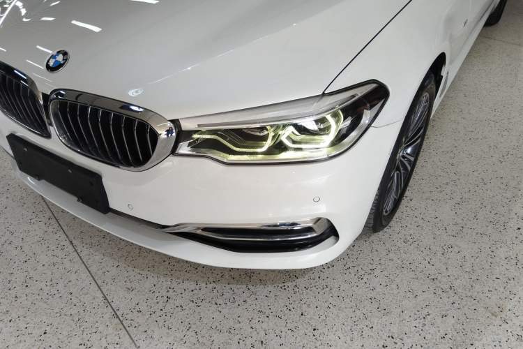 Used BMW 5 Series 2018 Facelifted 530Li Luxury Edition Premium Package Left Front Headlight