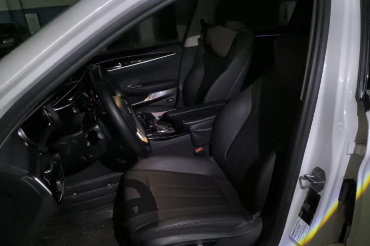Used BMW 5 Series 2018 525Li Luxury Package Left Front Seat