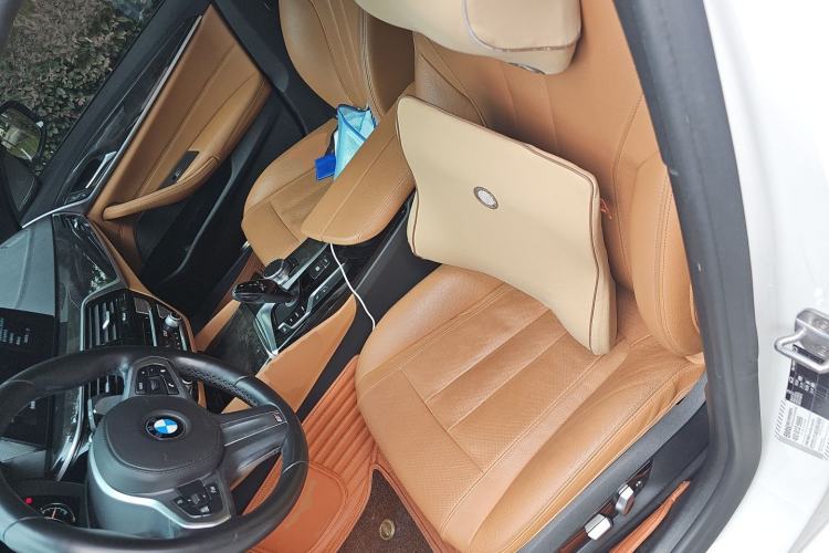 Used BMW 5 Series 2018 530Li Luxury Edition M Sport Package Left Front Seat