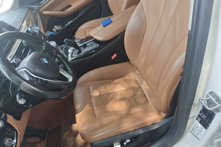 Used BMW 5 Series 2018 528Li Launch Special Edition Left Front Seat
